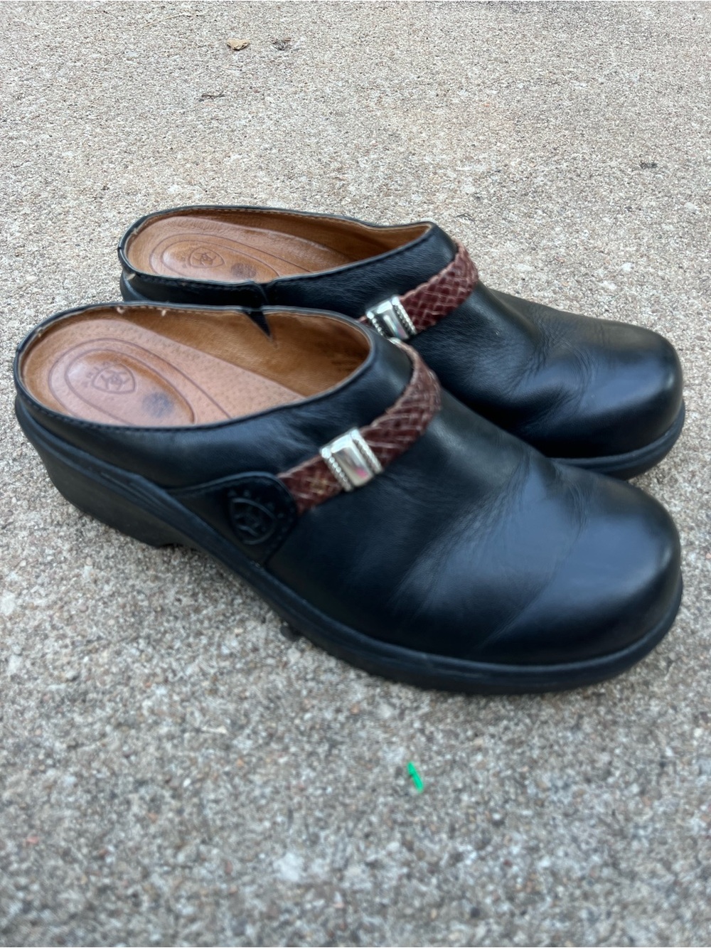 Ariat Mule Clog Western Cowgirl black brown braid 8.5